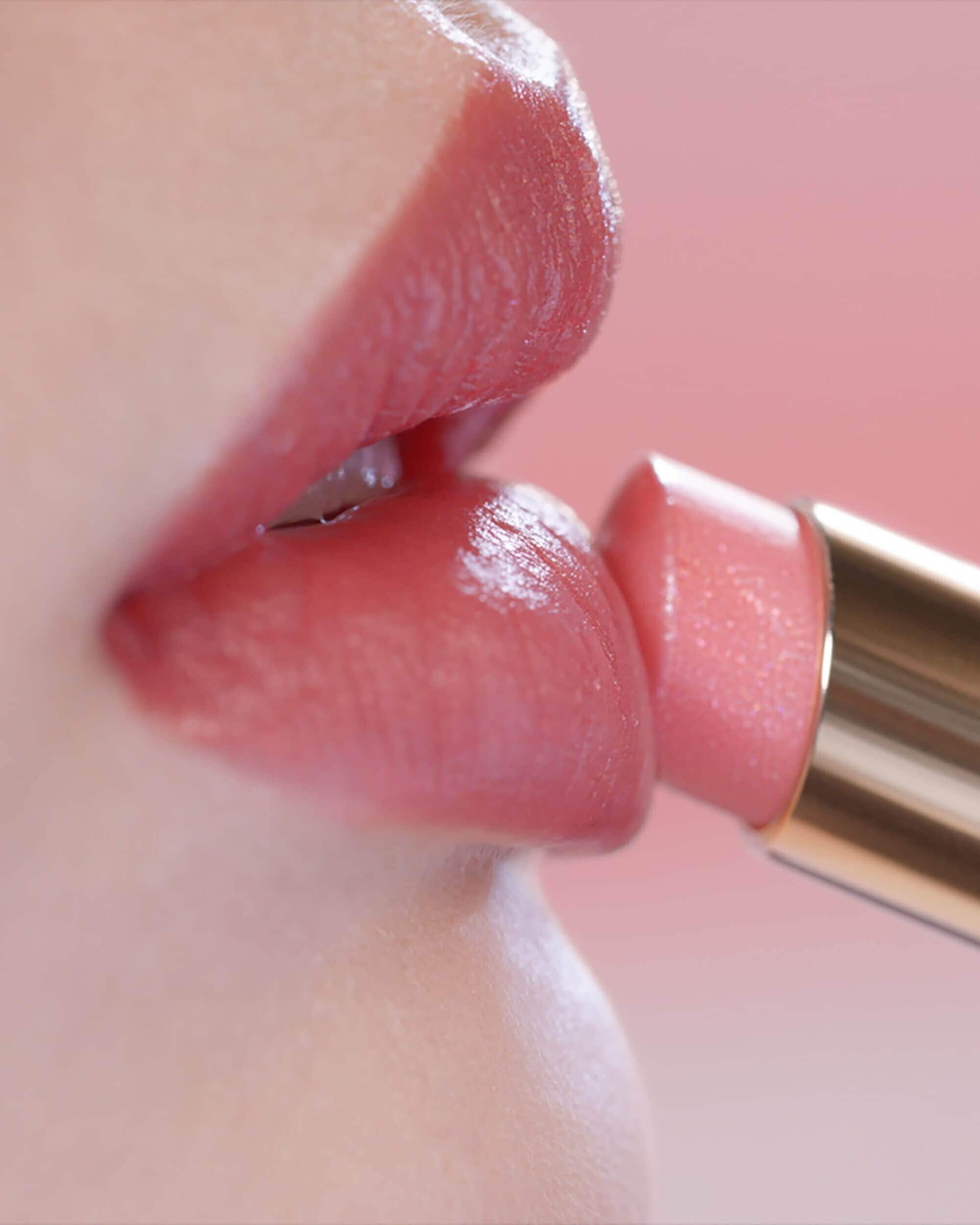 Luxury Lip Balm - La beauté | LOUIS VUITTON
