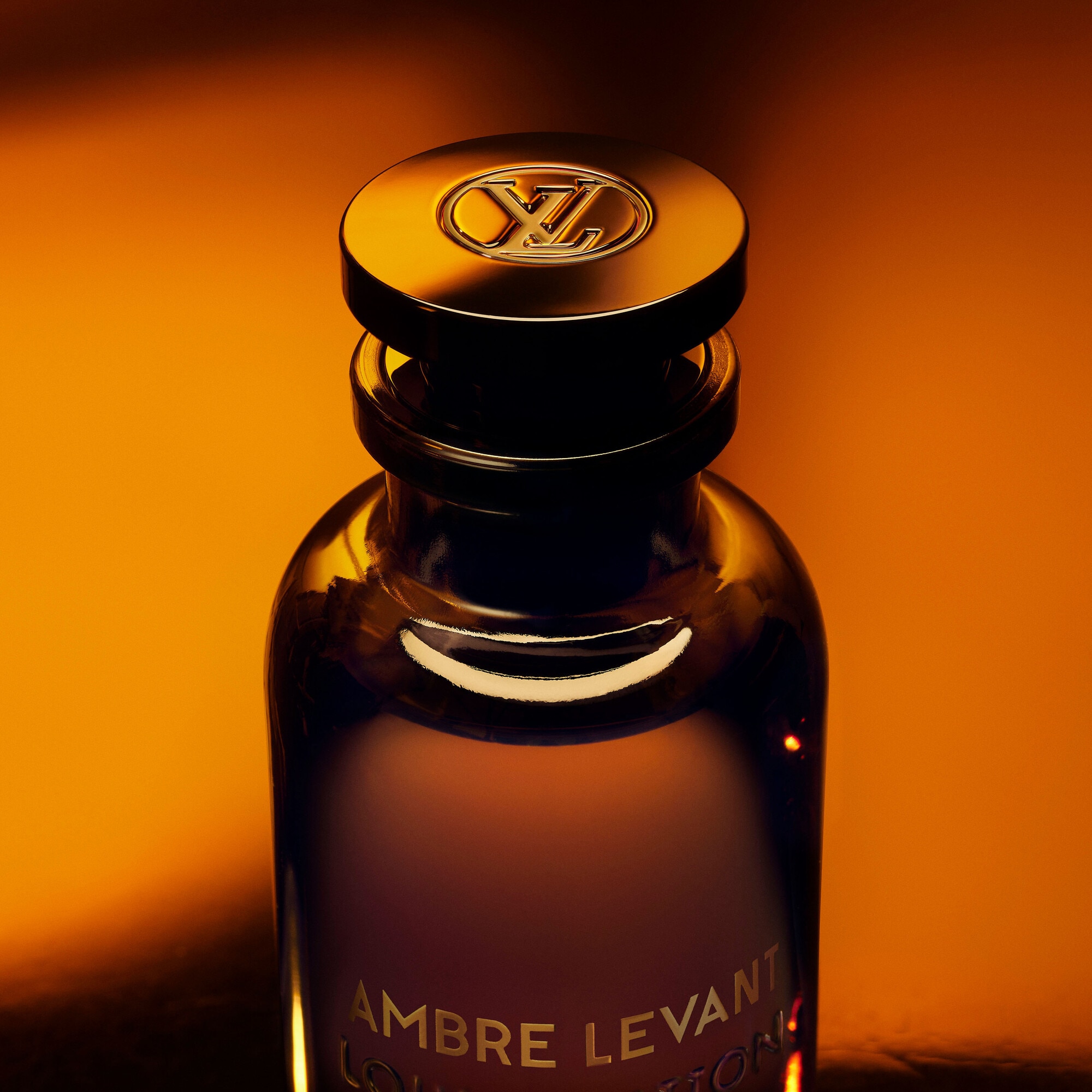 AMBRE LEVANT アンブル・ルバン100ml Ambre Levant by Louis Vuitton | LOUIS VUITTON