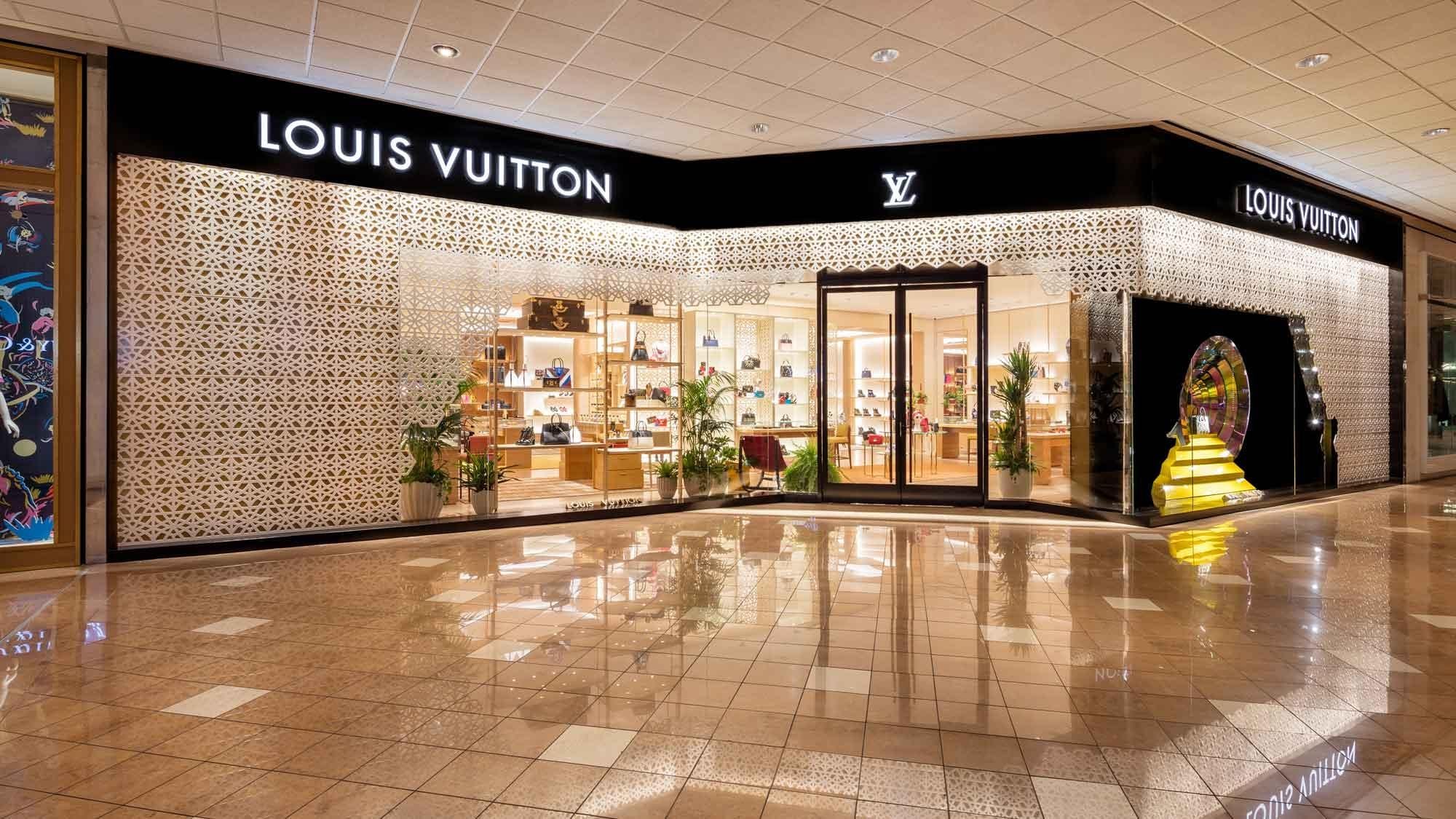 Louis Vuitton New Orleans Store in New Orleans, United States
