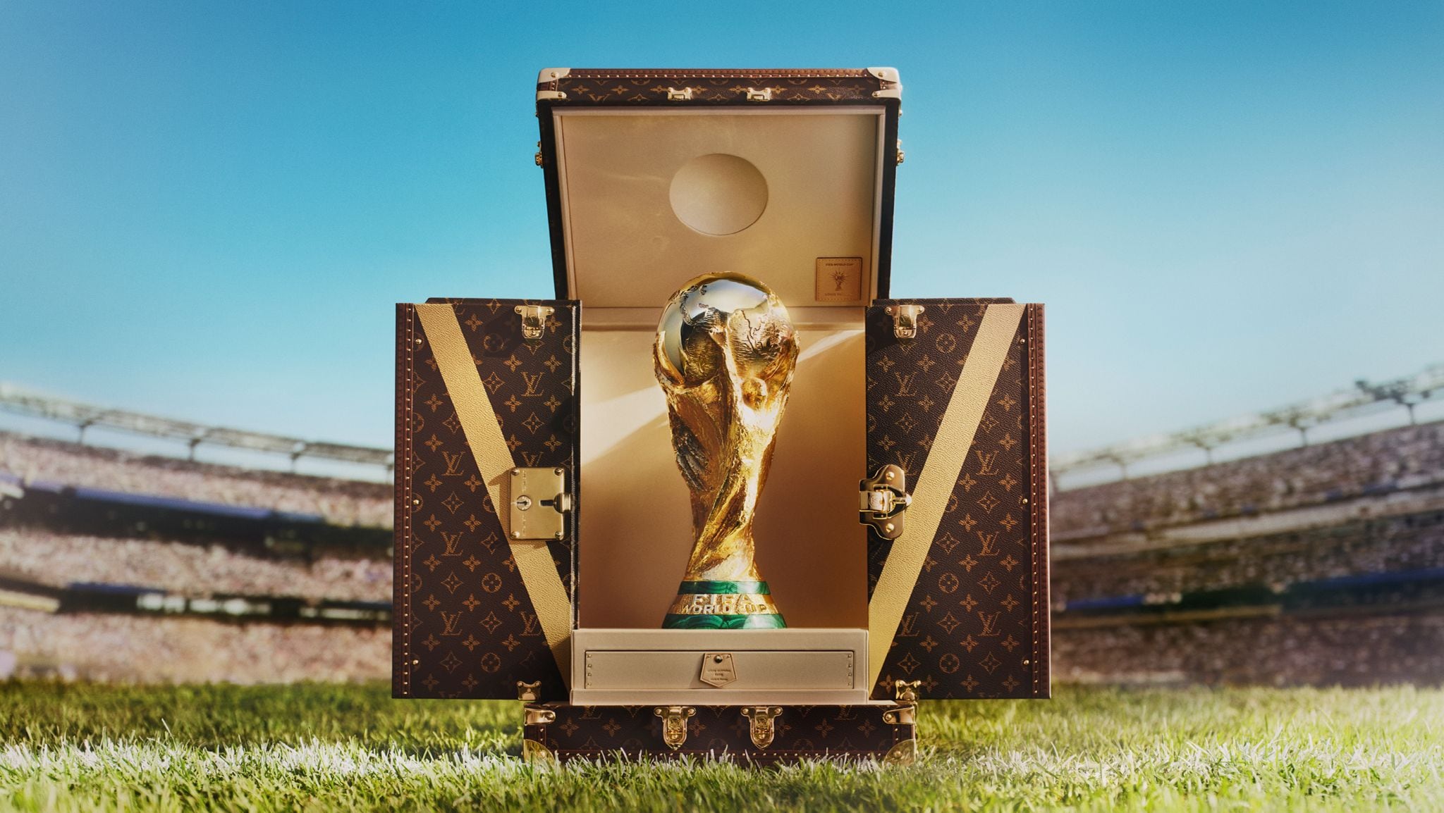 Louis Vuitton and FIFA World Cup™ | LOUIS VUITTON