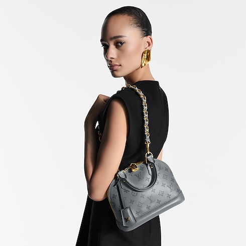 Alma BB in Women's Handbags All Handbags collections by Louis Vuitton (Product zoom)