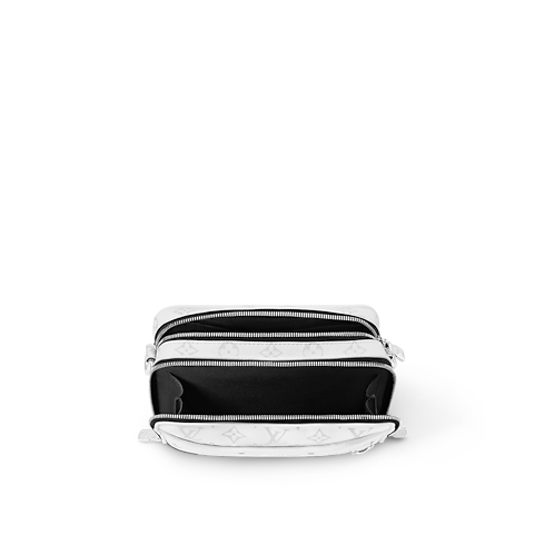 Alpha Messenger Taigarama in Bags and Small Leather Goods's Women Bags Newness collections by Louis Vuitton (Product zoom)