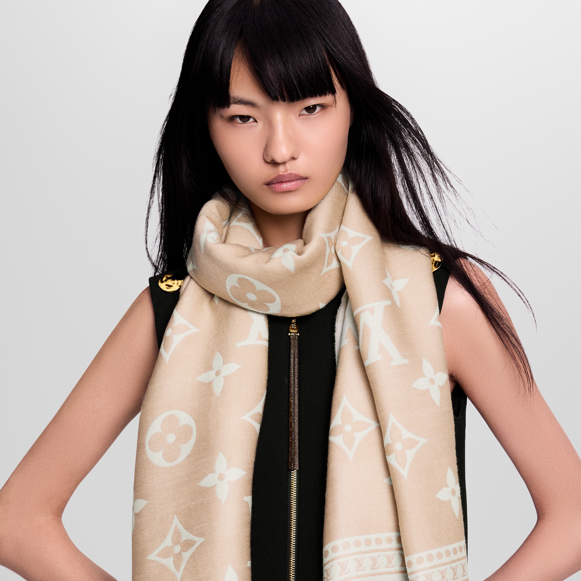 Amazingram stole S00 in Women