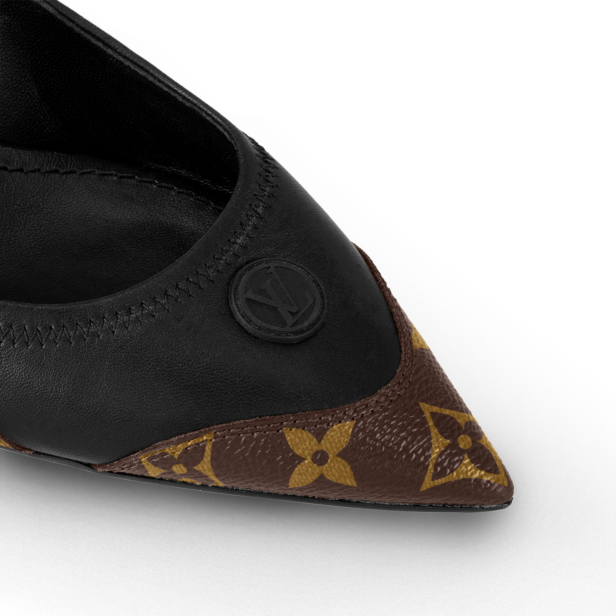 Archlight Pump   in Women