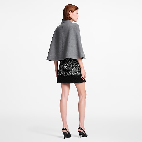 Asymmetrical Collar Cape in Women's Ready to Wear Coats and Jackets collections by Louis Vuitton (Product zoom)