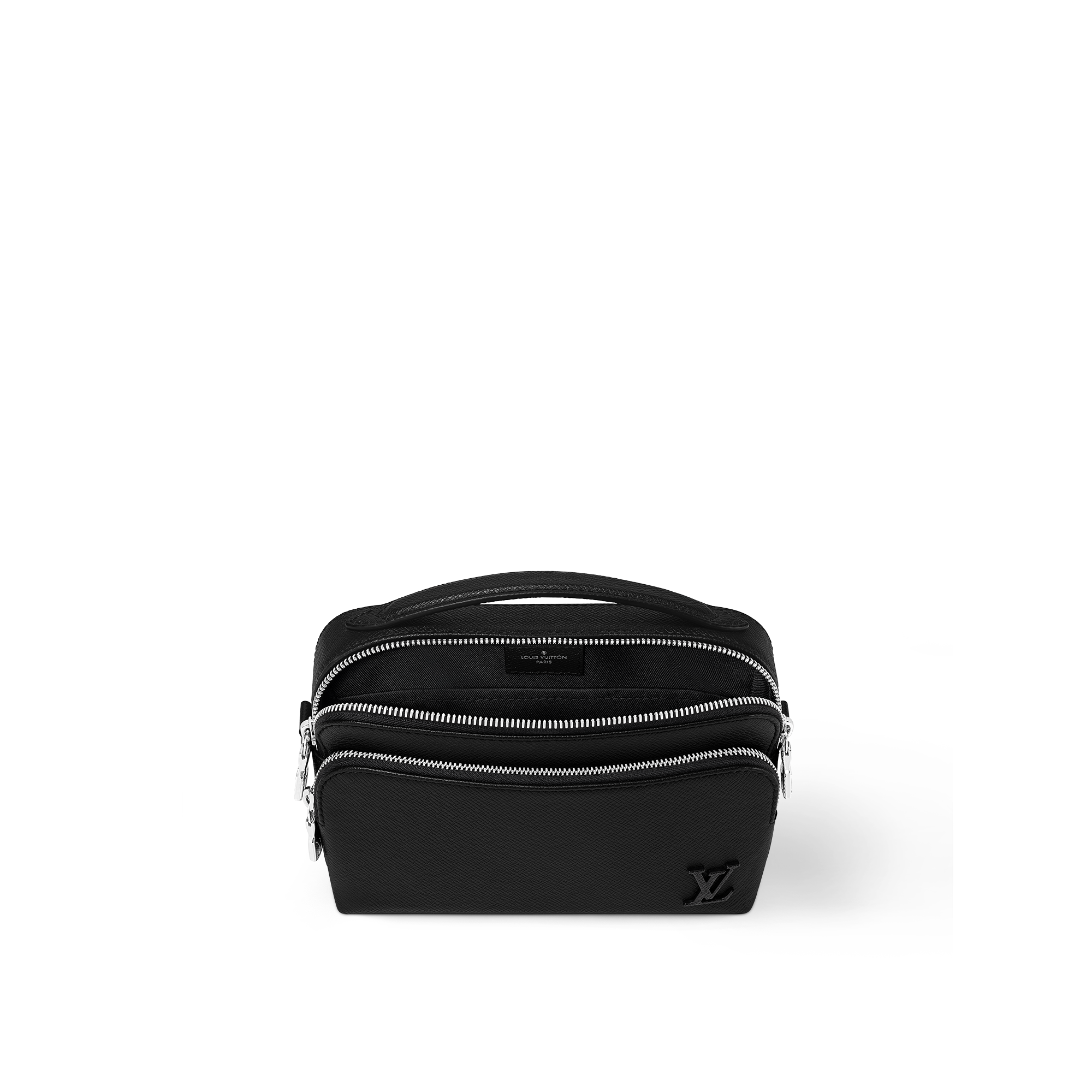 Avenue Messenger Taiga Leather in Bags and Small Leather Goods