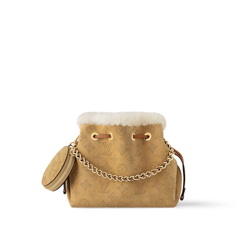 Bella Mahina Leather in Women's Handbags All Handbags collections by Louis Vuitton (Product zoom)