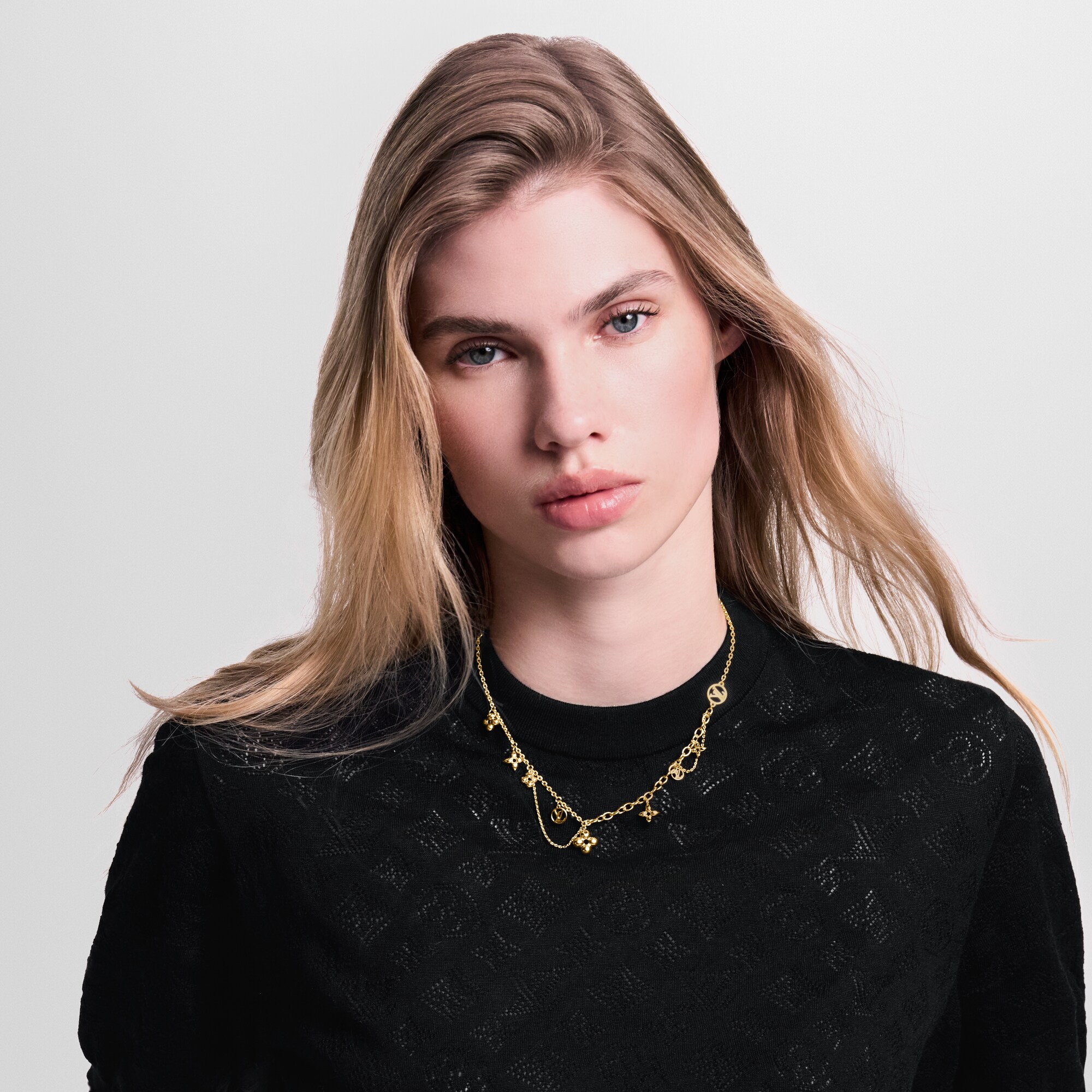 Blooming Supple Necklace S00 in Women