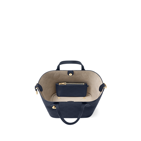 Blossom PM Mahina Leather in Bags and Small Leather Goods's Women Bags Newness collections by Louis Vuitton (Product zoom)