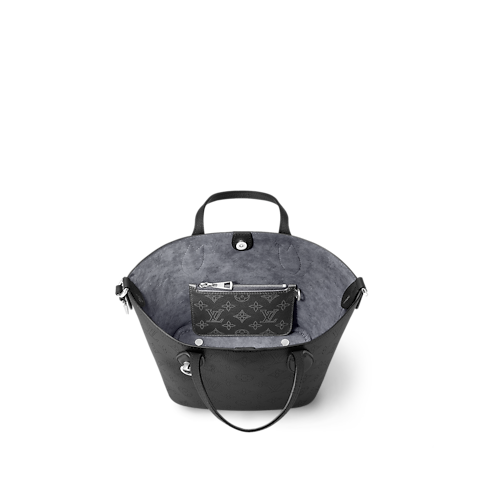 Blossom PM Mahina Leather in Bags and Small Leather Goods's Women Bags Newness collections by Louis Vuitton (Product zoom)