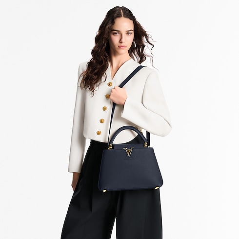 Capucines MM Capucines in Women's Handbags Capucines collections by Louis Vuitton (Product zoom)