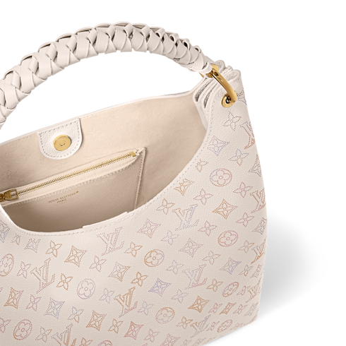 Carmel Mahina Leather in Women's Handbags All Handbags collections by Louis Vuitton (Product zoom)