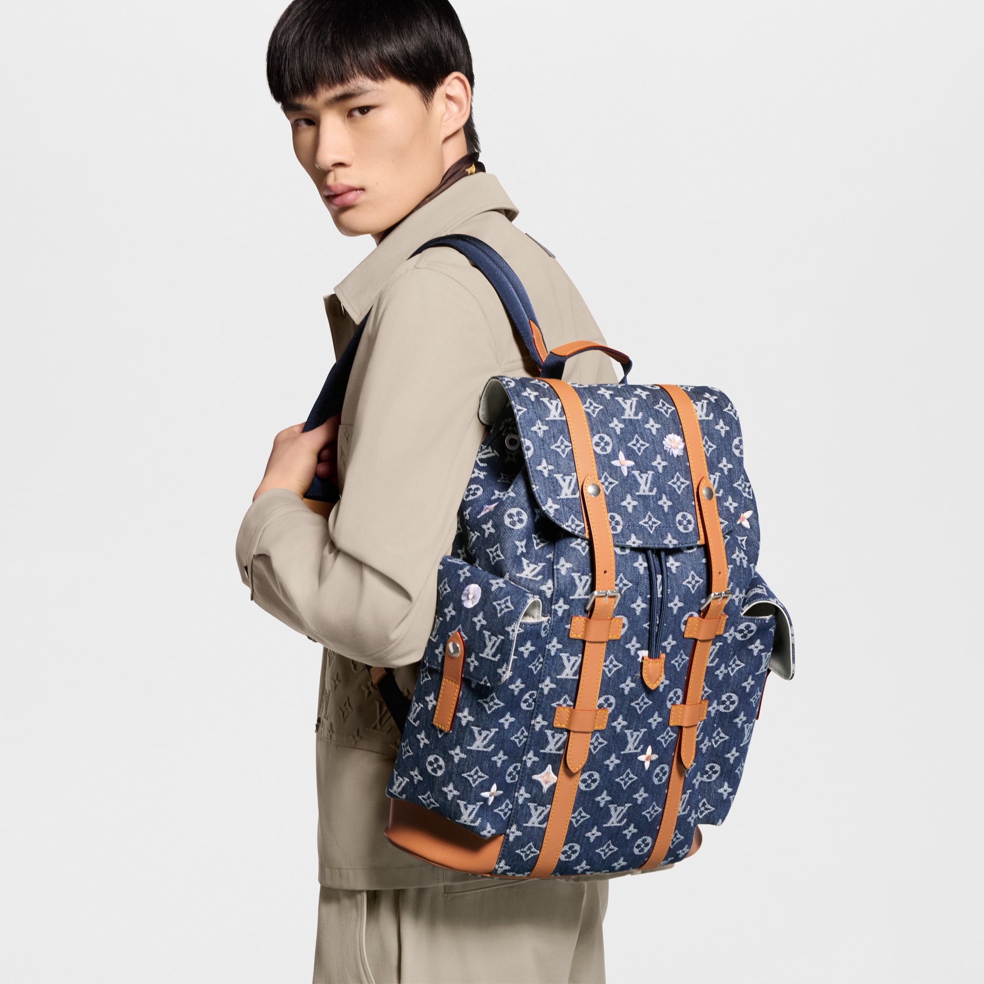 tumi alpha bravo peterson 21 wheeled backpack Backpack, Hickory, One Size: Buy Online at Best Price in UAE ca:WOMENS Daisy Chains system for Tommy Hilfiger Men's Monogram COLOR:GRANITE GREY