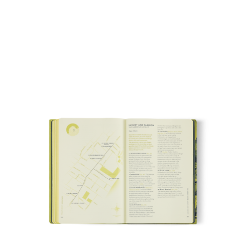 City Guide Cape Town in Trunks, Travel and Home's Library City Guides collections by Louis Vuitton (Product zoom)