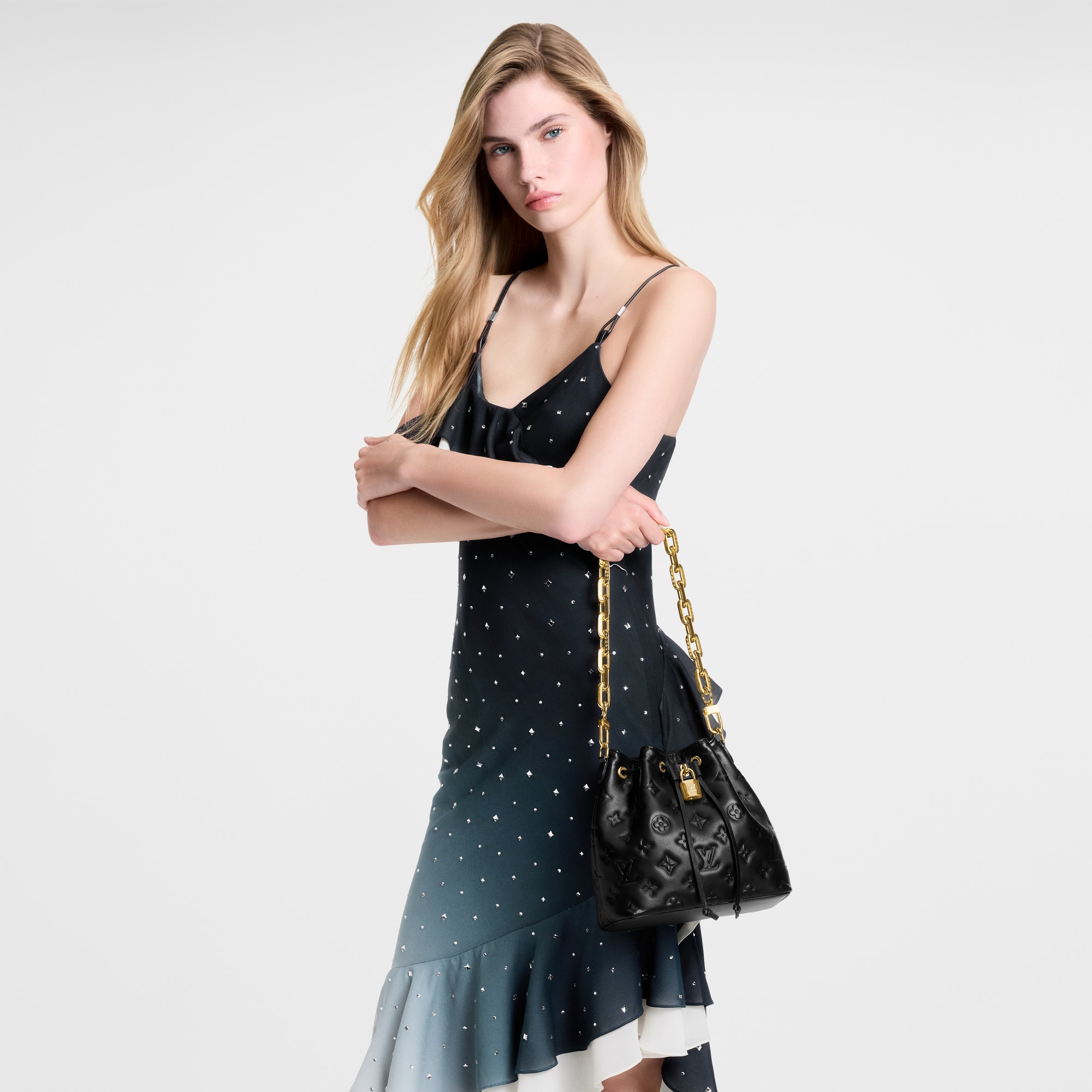 Coussin Bucket H32 in Bags and Small Leather Goods