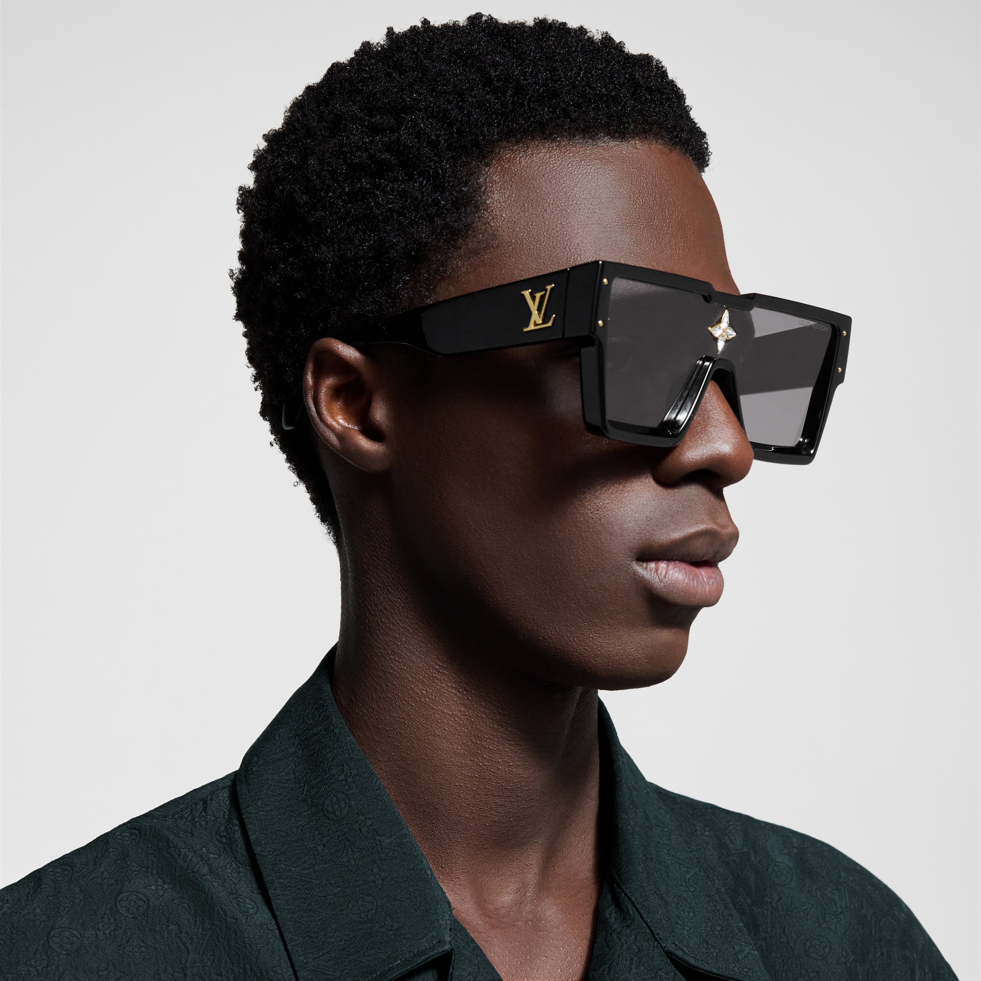 Cyclone Sunglasses S00 in Men