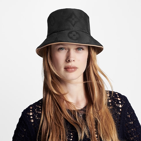 Dailygram Bucket Hat S00 in Women's Accessories Hats and Gloves collections by Louis Vuitton (Product zoom)