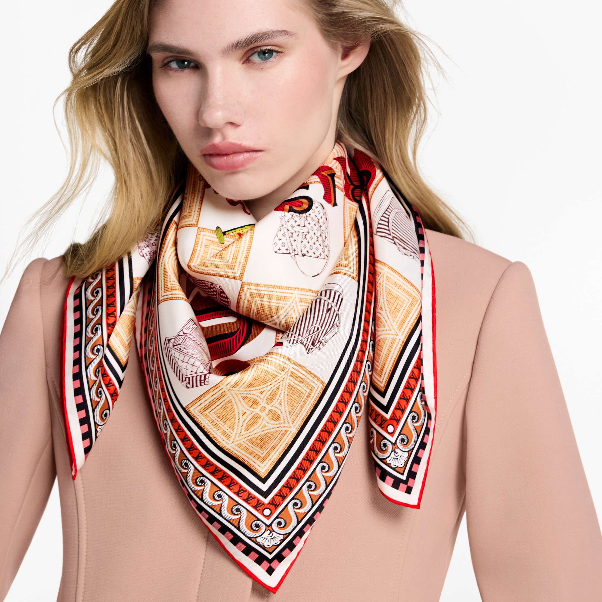 Damiergram Square 90 S00 in Women