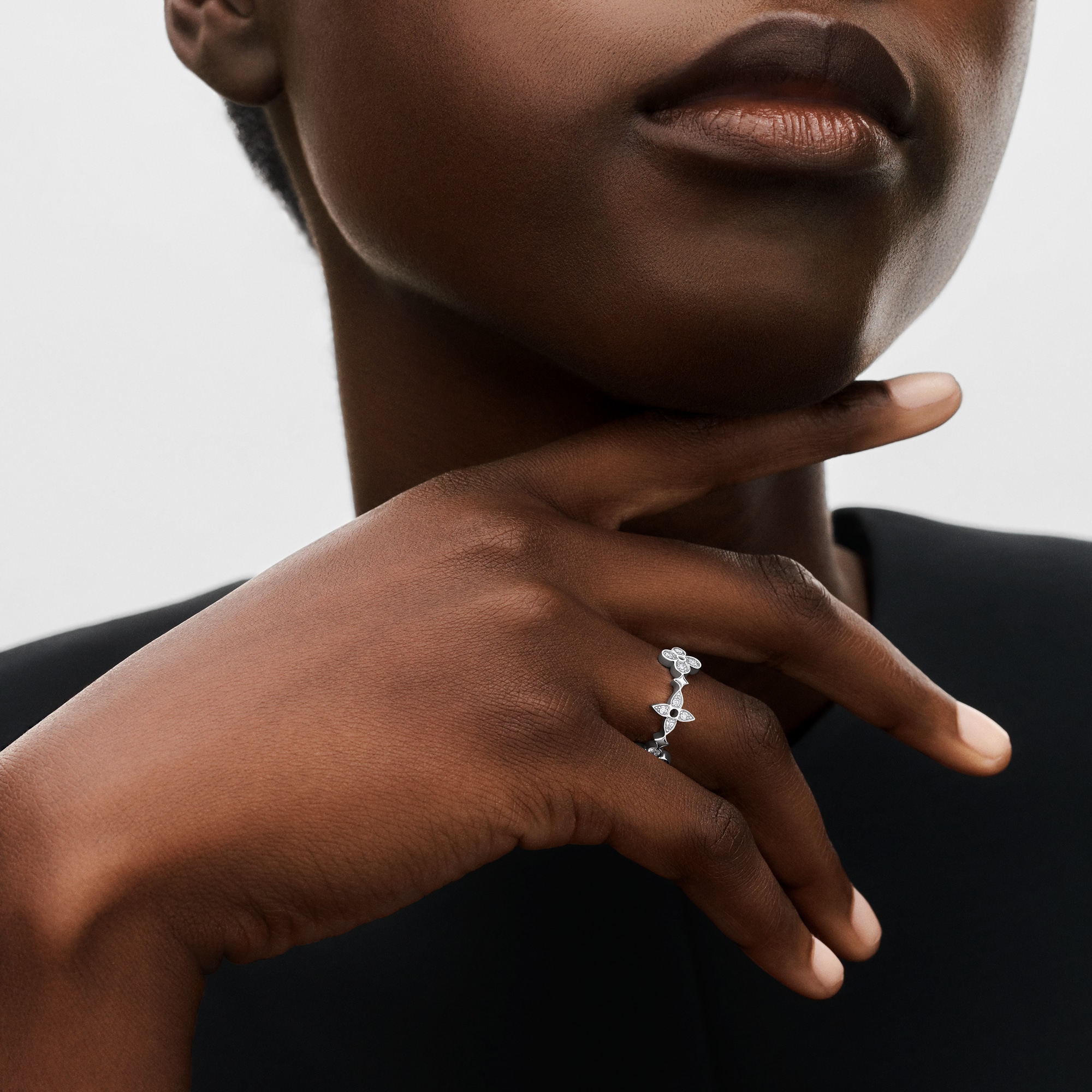 Dentelle Ring, White Gold And Diamonds  in Jewelry