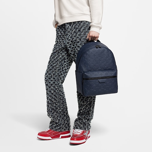 Discovery Backpack PM Monogram Shadow Leather in Bags and Small Leather Goods's Women Bags Newness collections by Louis Vuitton (Product zoom)