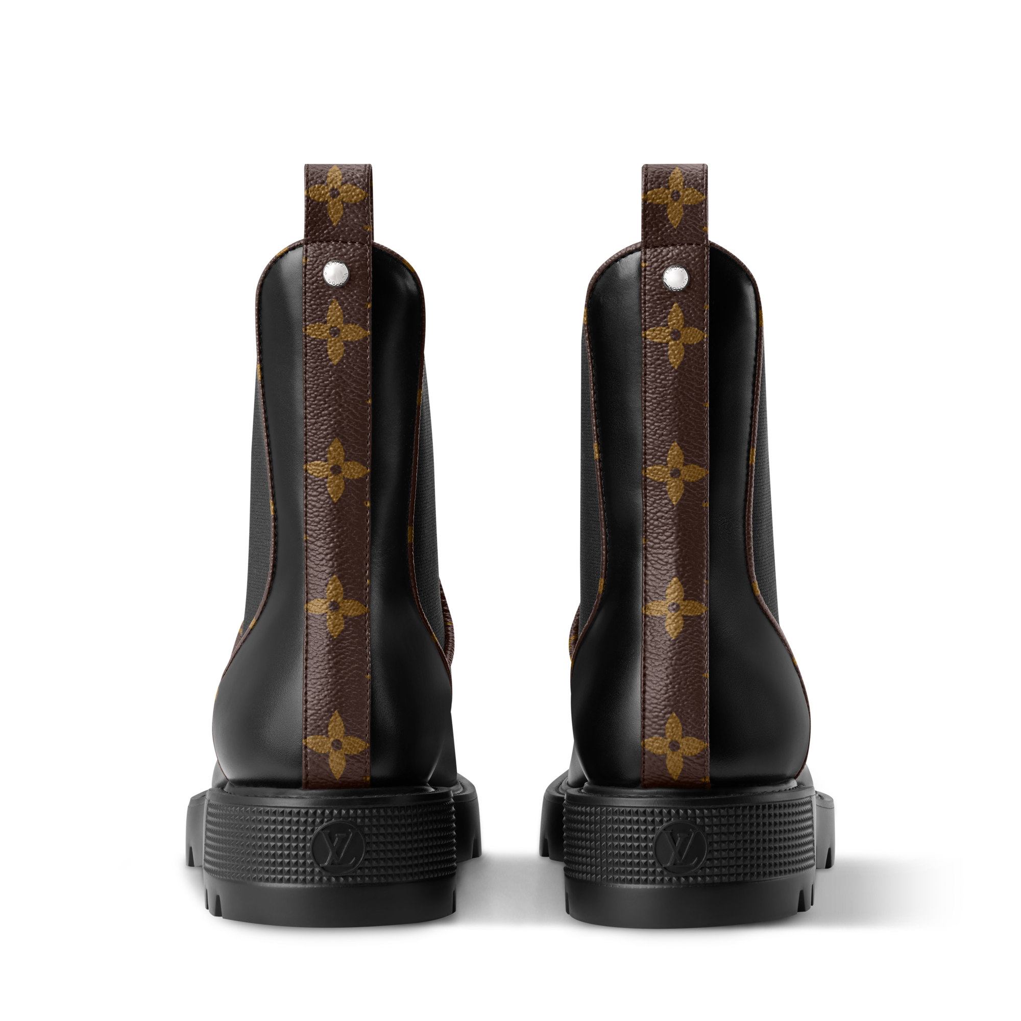 District Chelsea Ankle Boot  in Women