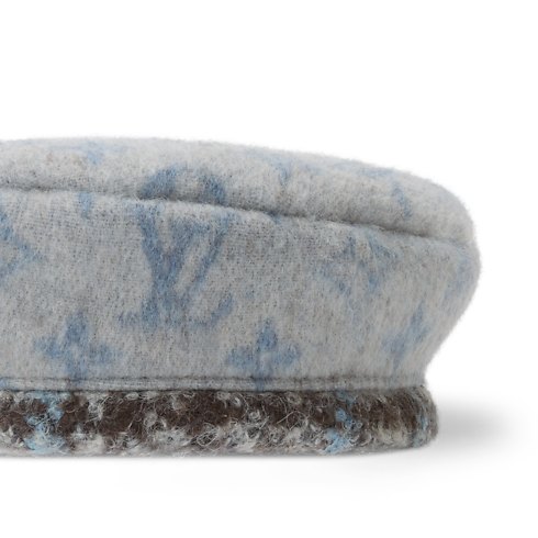 Dog Beret PM S00 in Trunks, Travel and Home's Pets Accessories } collections by Louis Vuitton (Product zoom)