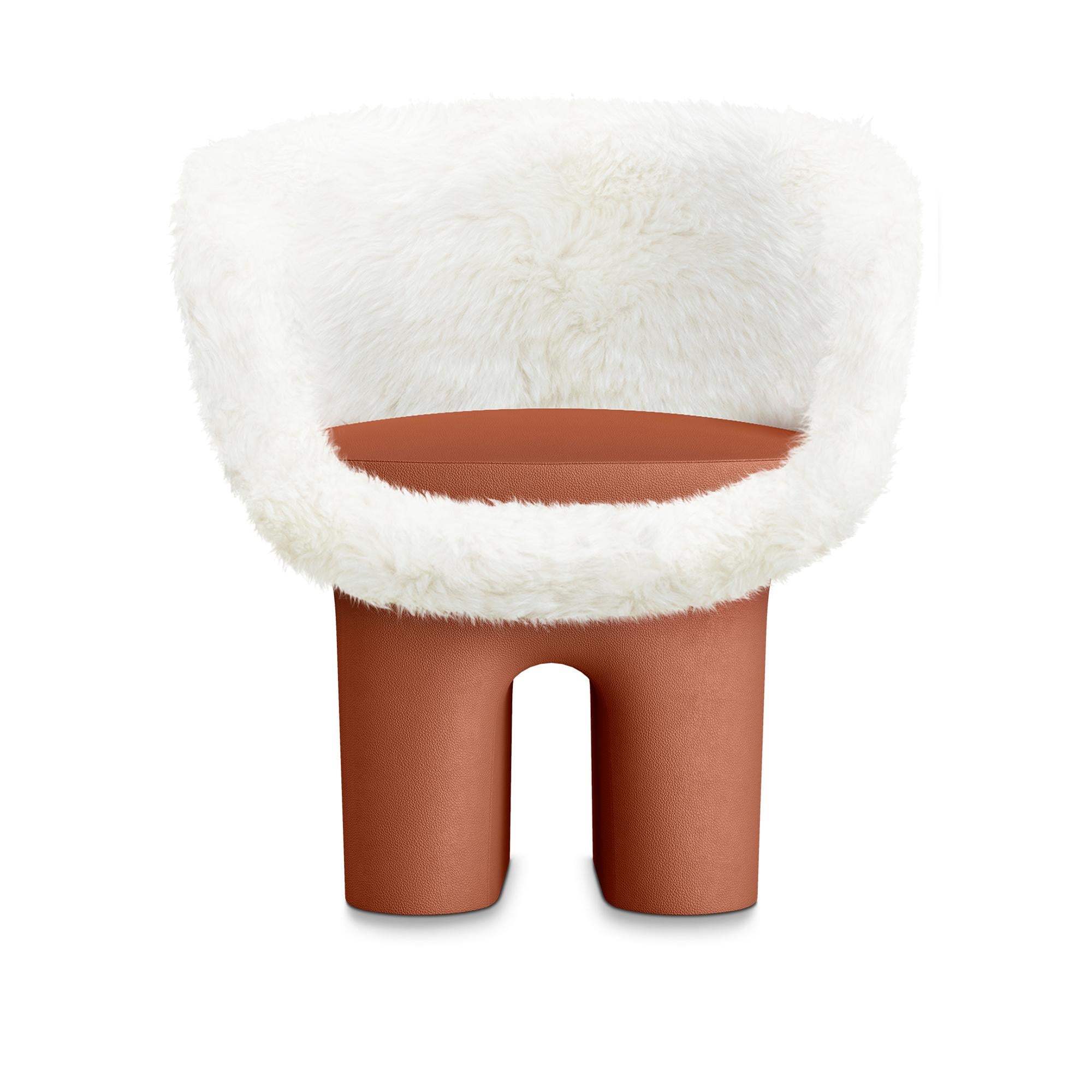 Dolls Fur by Raw Edges Fur in Trunks, Travel and Home