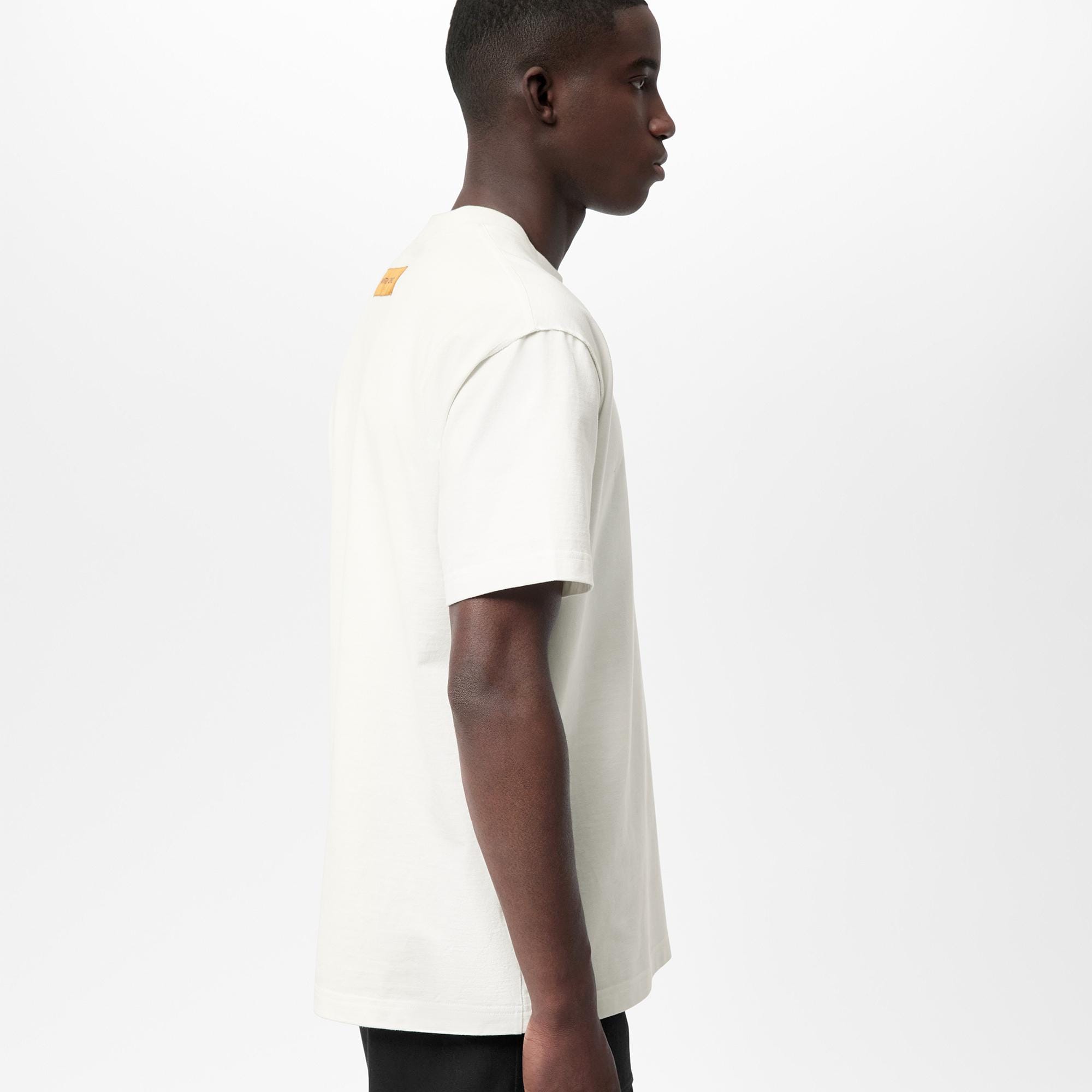 Embossed LV T-Shirt - Ready to Wear | LOUIS VUITTON