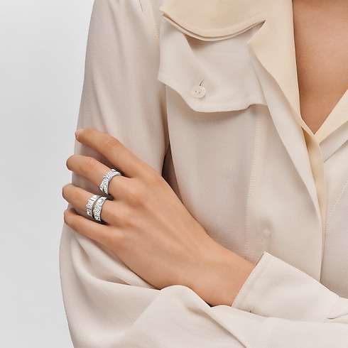 Empreinte Double Ring, White Gold and Diamonds in Jewelry's Categories All Fine Jewelry collections by Louis Vuitton (Product zoom)