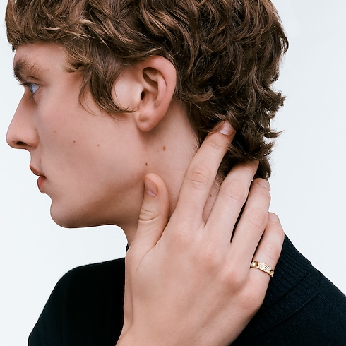 Empreinte Medium Ring, Yellow Gold and Diamonds in Jewelry's Categories All Fine Jewelry collections by Louis Vuitton (Product zoom)