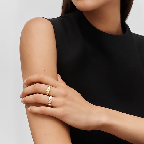 Empreinte Ring, Yellow Gold in Men's Discontinued Product Obs 12 collections by Louis Vuitton (Product zoom)