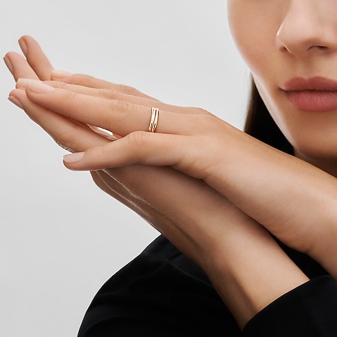 Epi wedding band, pink gold in Jewelry's Categories All Fine Jewelry collections by Louis Vuitton (Product zoom)