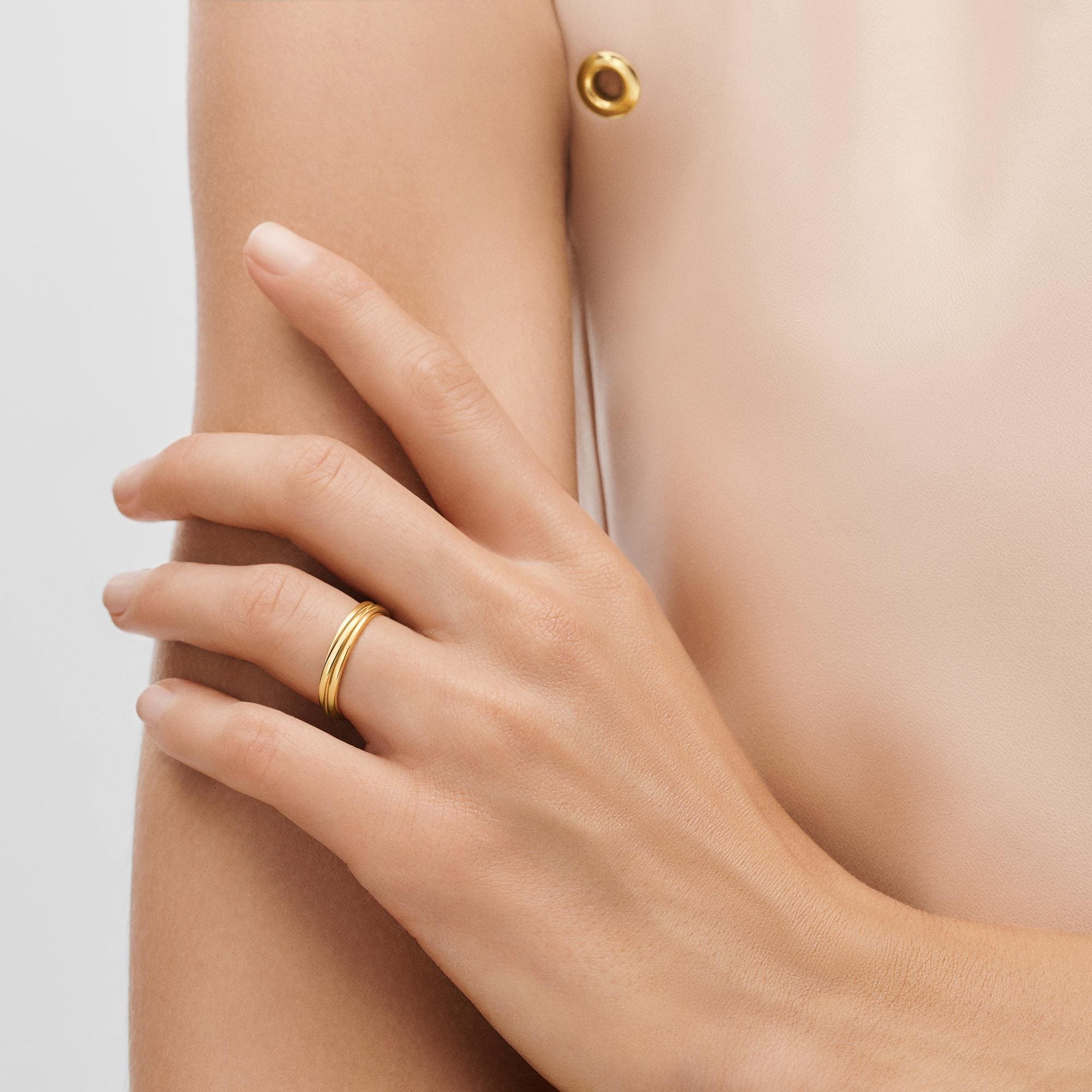 Epi wedding band, yellow gold  in Jewelry