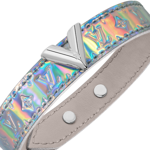 Essential V Mirror Bracelet in Women's Fashion Jewelry Bracelets collections by Louis Vuitton (Product zoom)