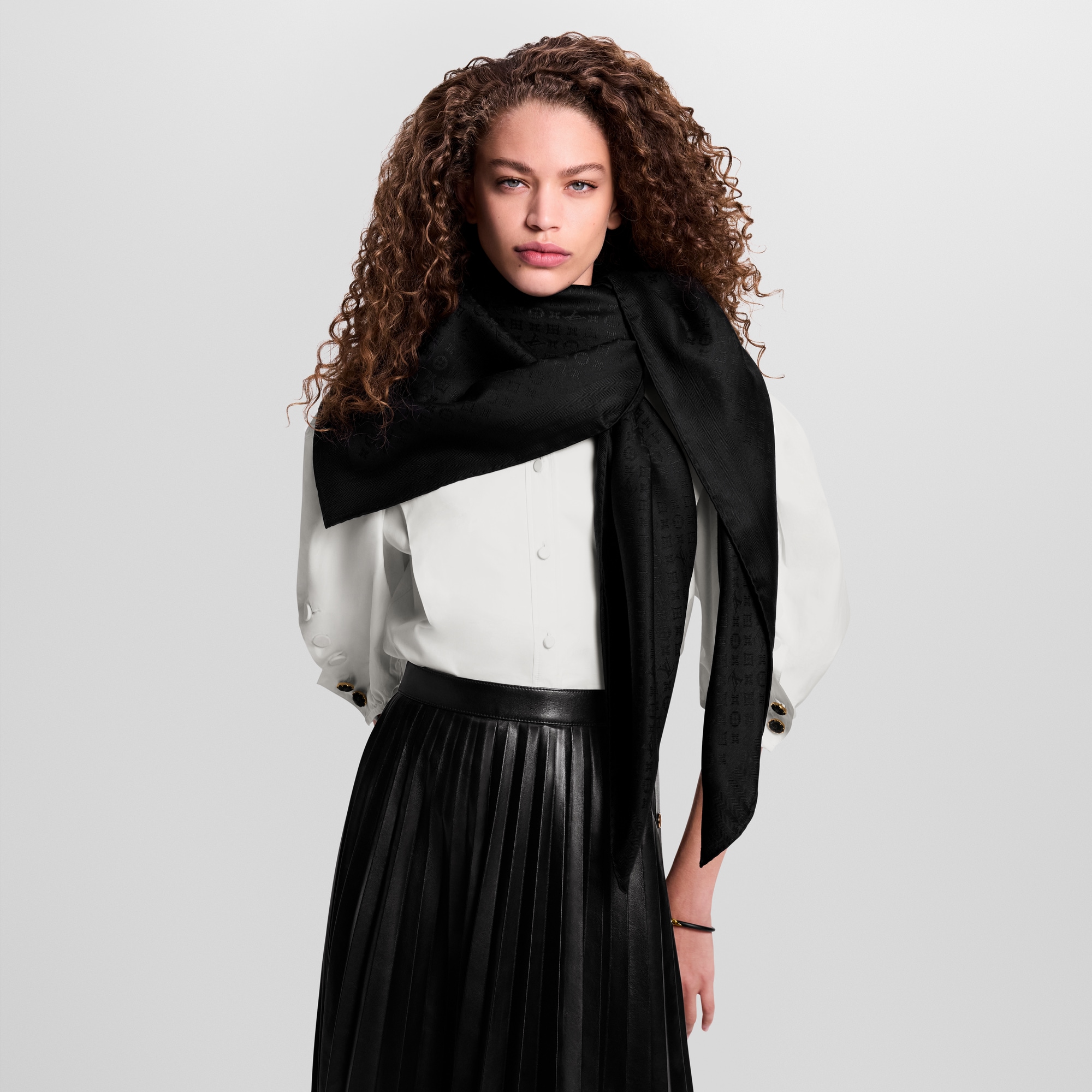 Evermore Shawl S00 in Women