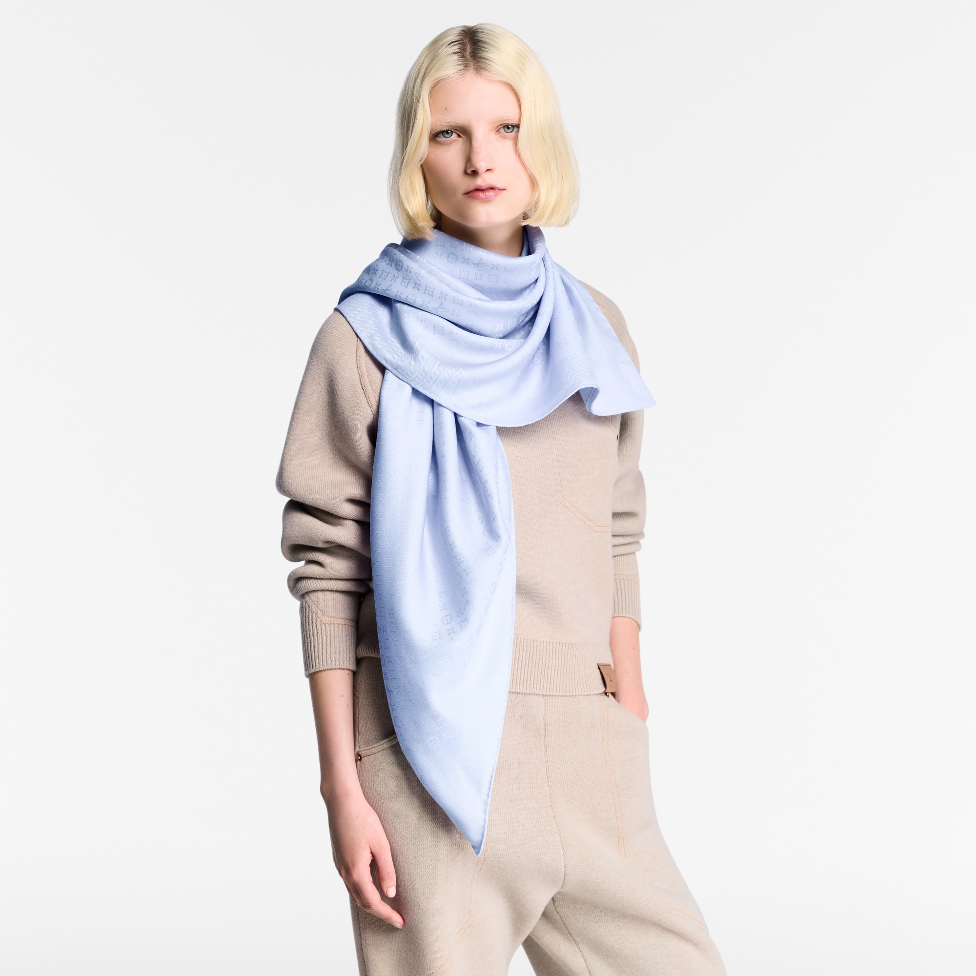 Evermore Shawl S00 in Women