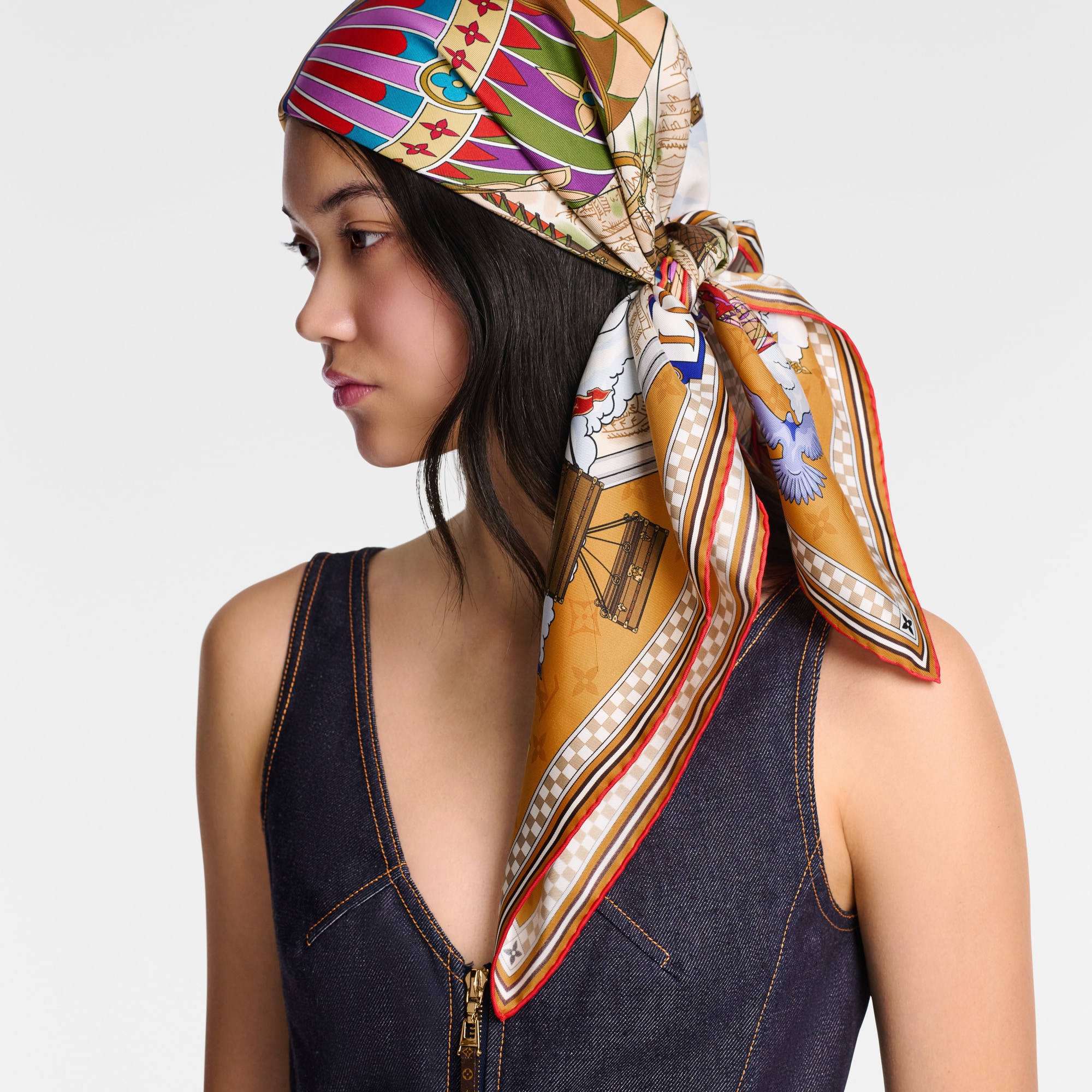 From The Cloud Square 90 S00 in Women