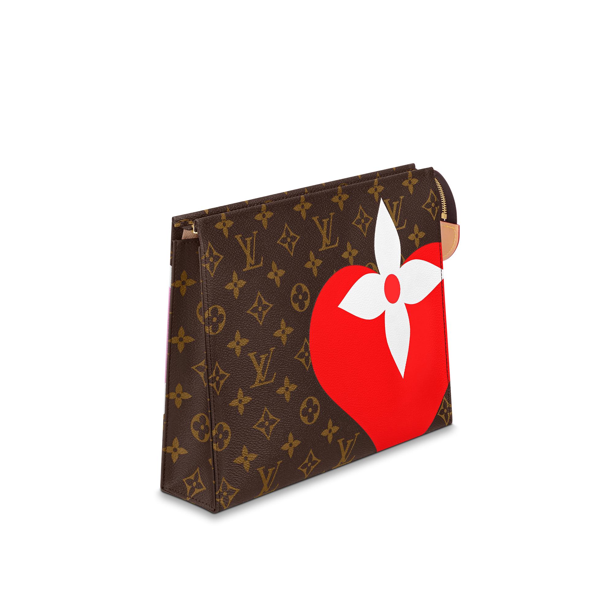 louis vuitton pouch 26