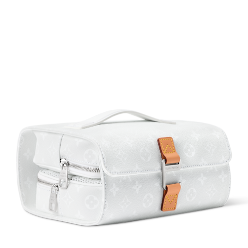 Hanging Toiletry Bag Other Canvas in New's For Men LV Ski collections by Louis Vuitton (Product zoom)