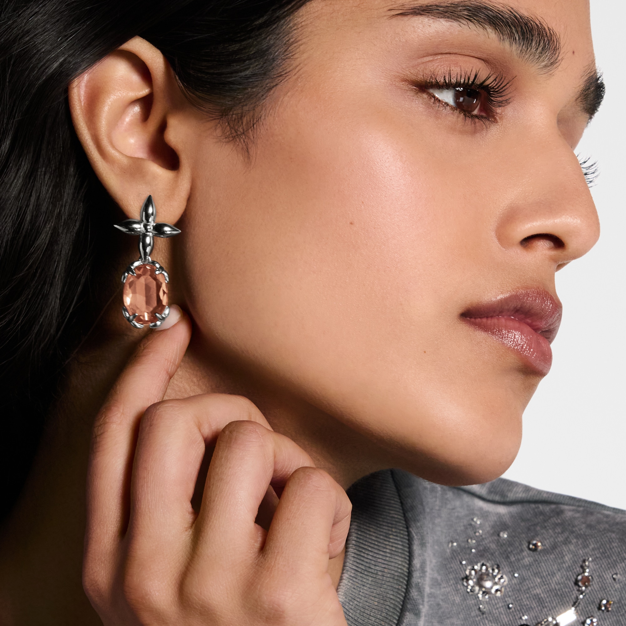 Heirloom Earrings S00 in Women