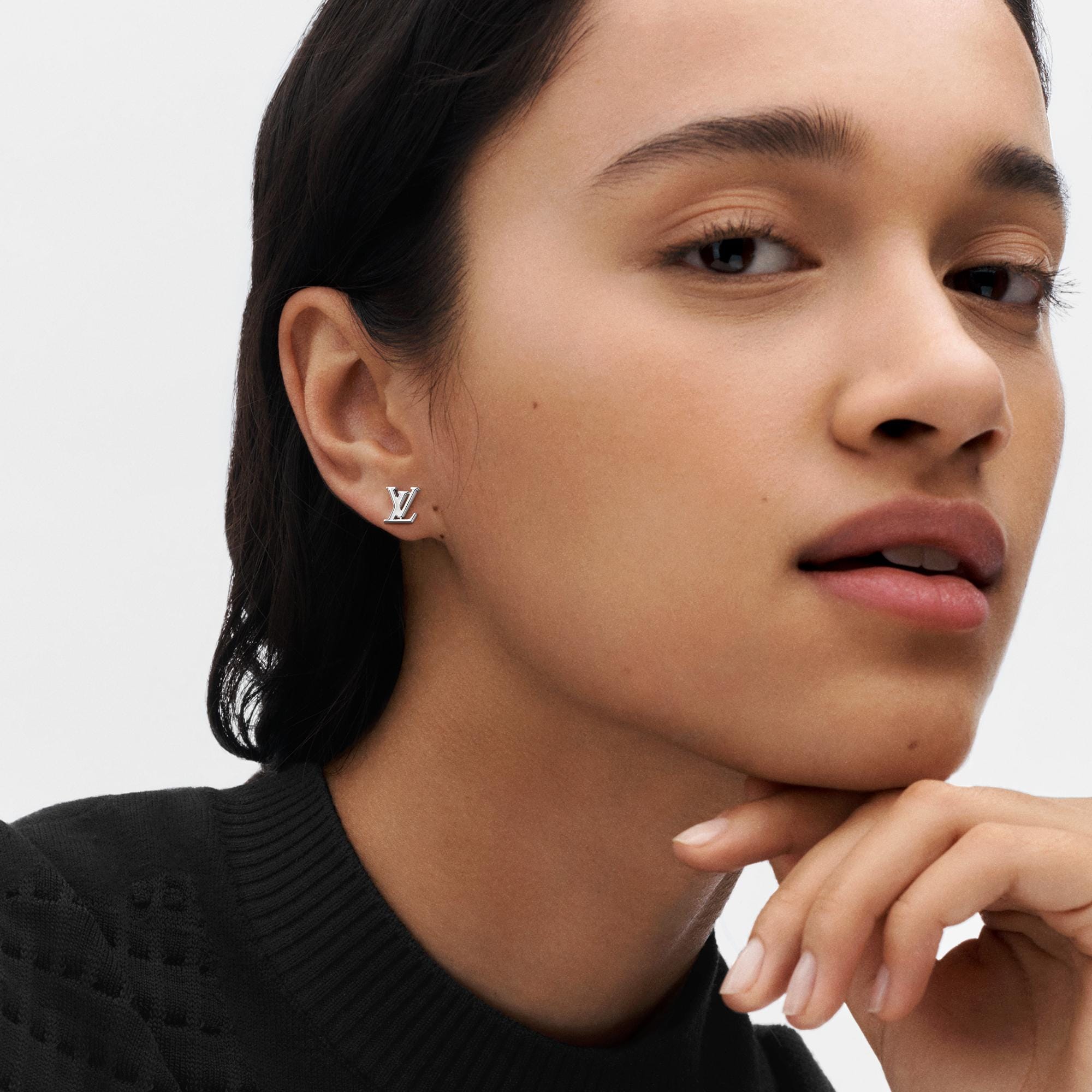 Idylle Blossom Reversible Stud, Yellow And White Gold And Diamond - Per Unit  in Jewelry