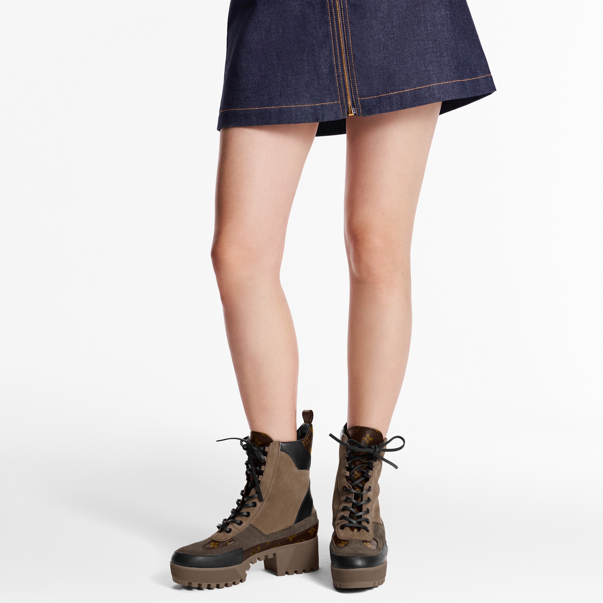 Laureate Desert Boot  in Women