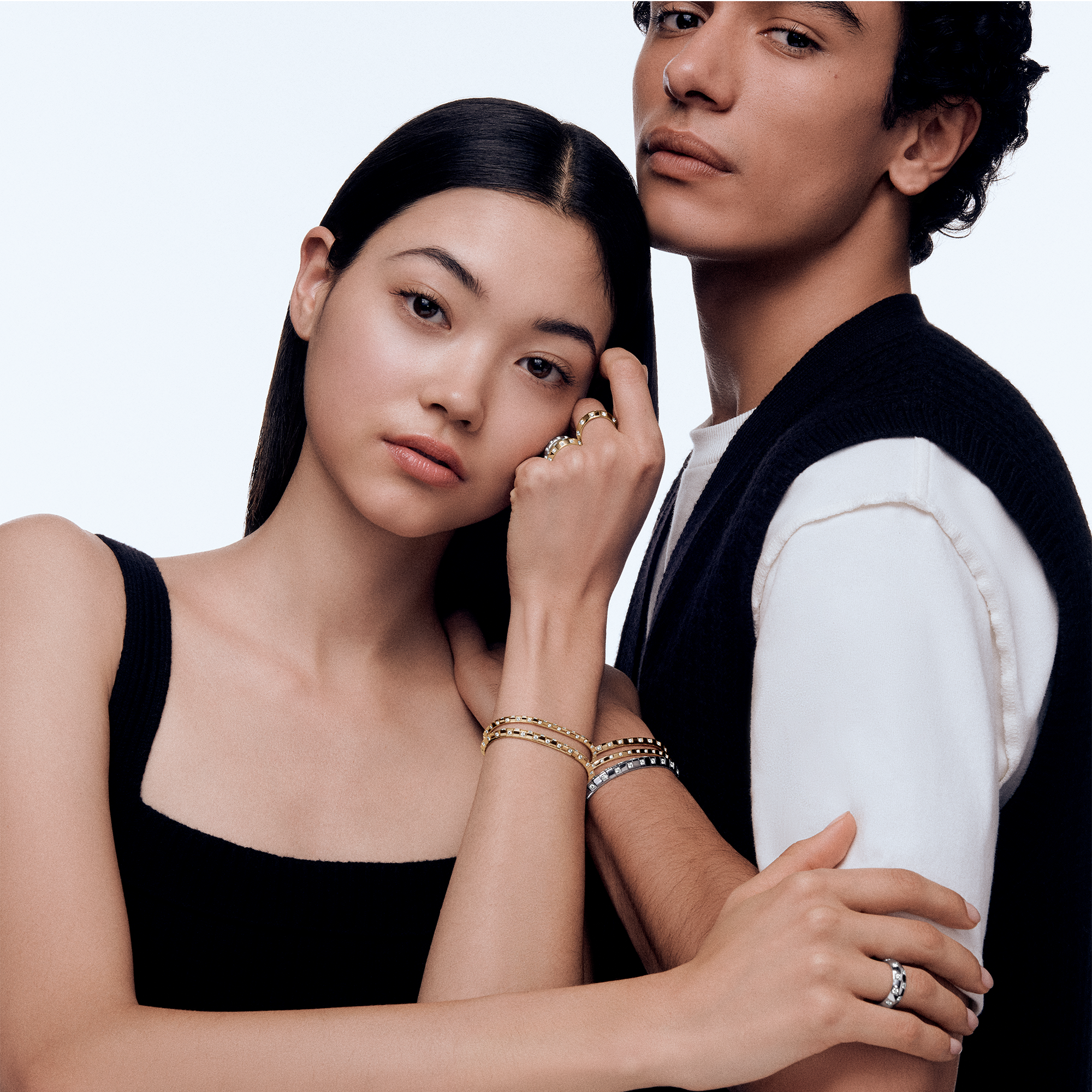 Le Damier de Louis Vuitton Medium Bracelet, Yellow Gold and Diamonds  in Jewelry