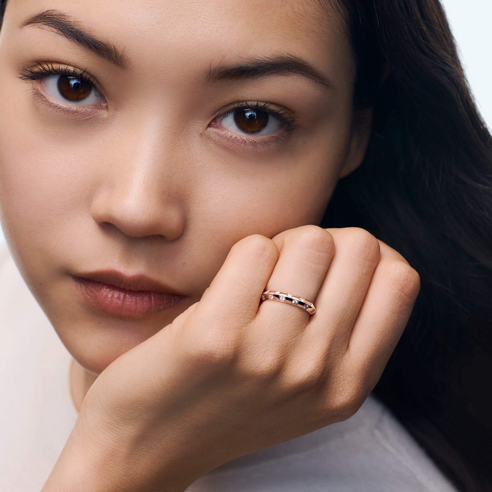 Le Damier de Louis Vuitton Small Ring, Rose Gold and Diamonds  in Les Extraordinaires