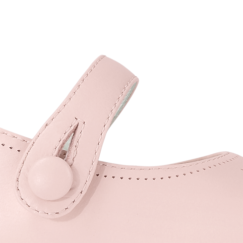 Leather Babies S00 in Gifts's Gifts for Babies } collections by Louis Vuitton (Product zoom)