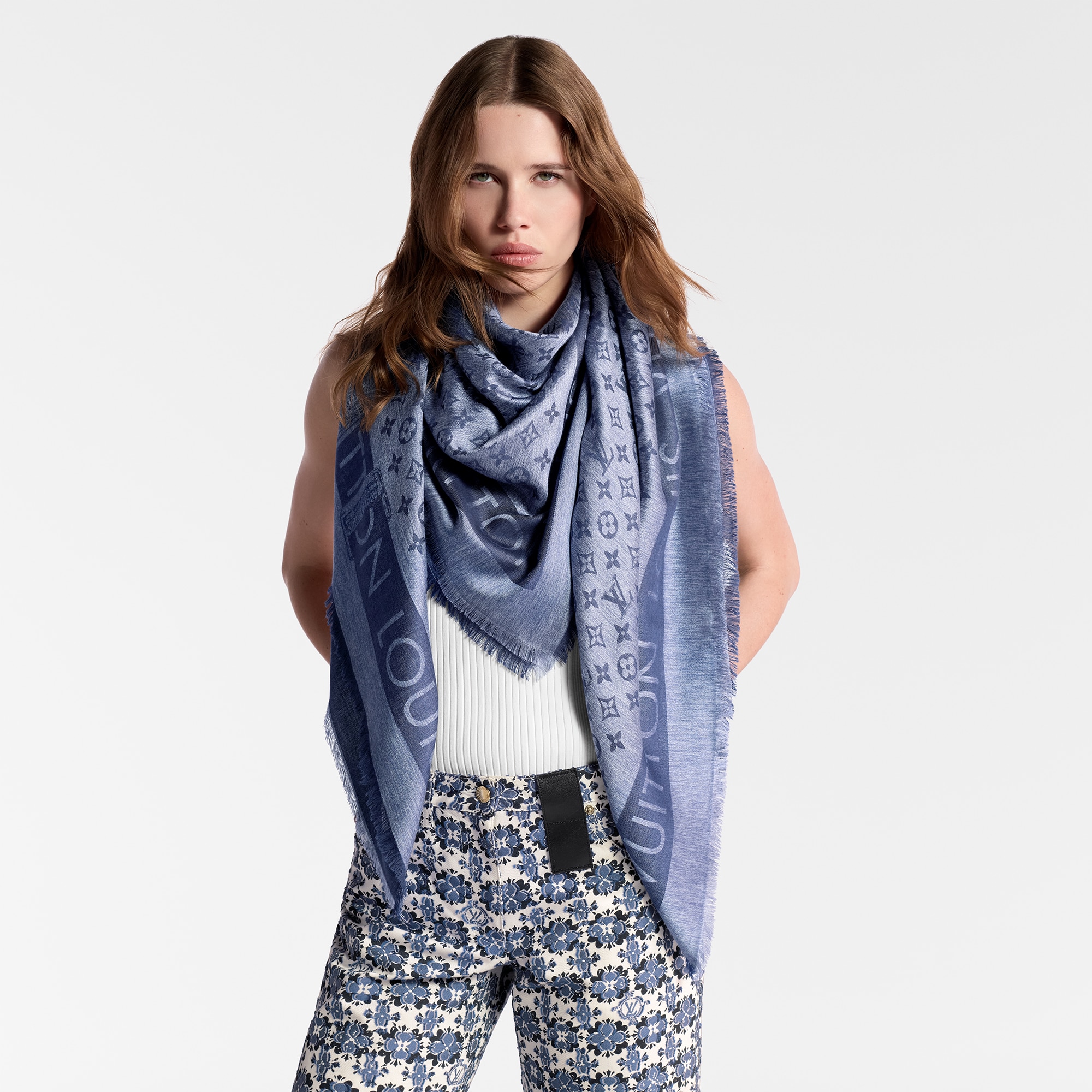 Lock And Go Denim Shawl S00 in Women