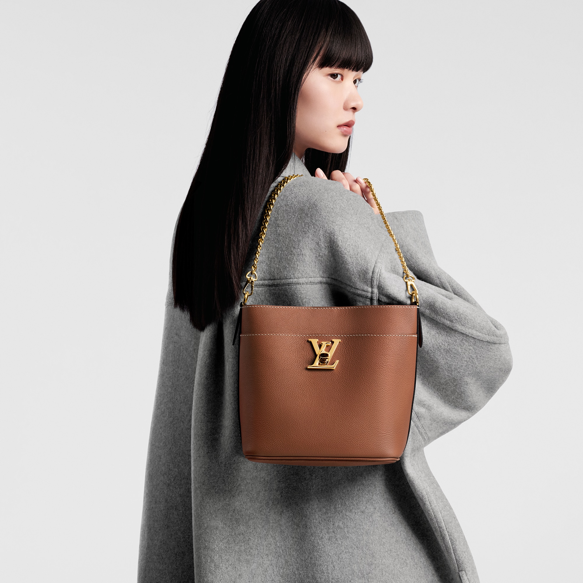 Lock and Walk Lockme Leather - Handbags | LOUIS VUITTON