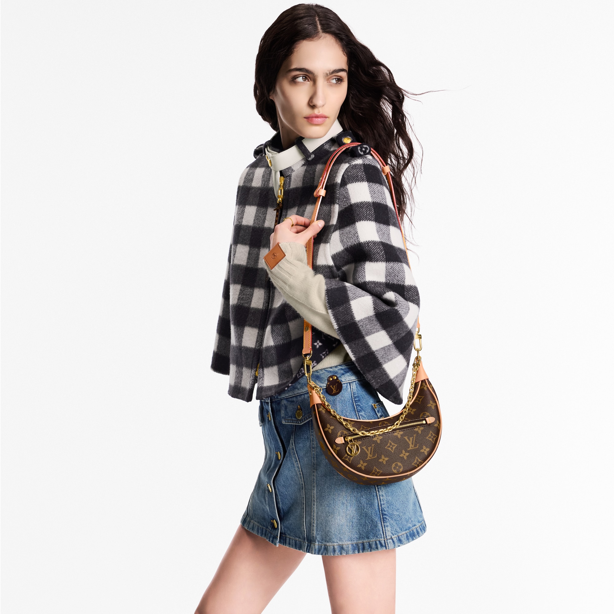 Loop Monogram Canvas in Women