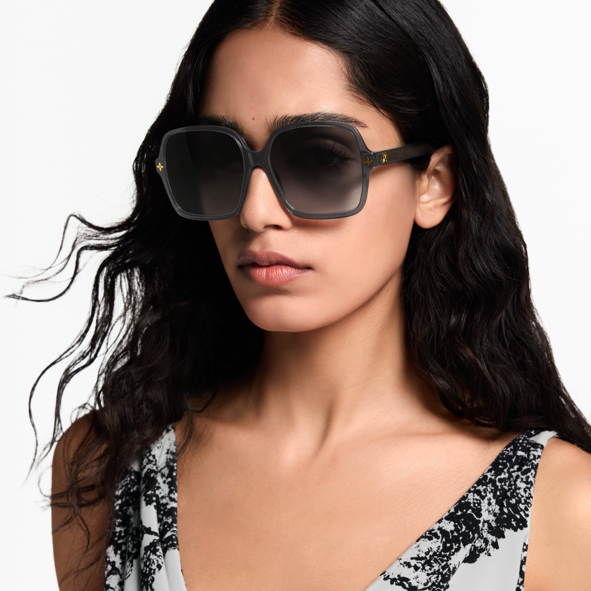 LV Aura Square Sunglasses S00 in Women