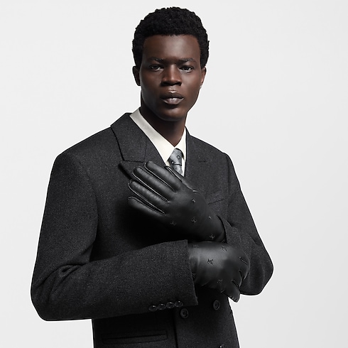 LV Blason Gloves S00 in Men's Accessories Hats, Beanies and Gloves collections by Louis Vuitton (Product zoom)